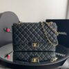 Bolsa Chanel Classic Max Jumbo Caviar - Preto/Dourado