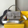 Bolsa Fendi Baguete Re-Edition - Prata