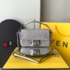 Bolsa Fendi Baguette Mini - Prata