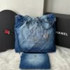 Bolsa Chanel 22 Shiny Jeans - Azul claro