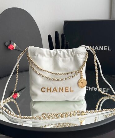 Bolsa Chanel 22 Mini