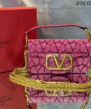 Bolsa Valentino Locò Pequena Monogram