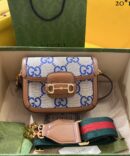 Bolsa Gucci Horsebit 1955 Monogram Pequena - Marrom