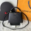 Bolsa LV Capucines Taurillon - Preto