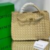 Bolsa Bottega Veneta Andiamo - Bege