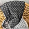 Manta Gucci Xadrez Monogram Dupla Face-Cinza/Preto