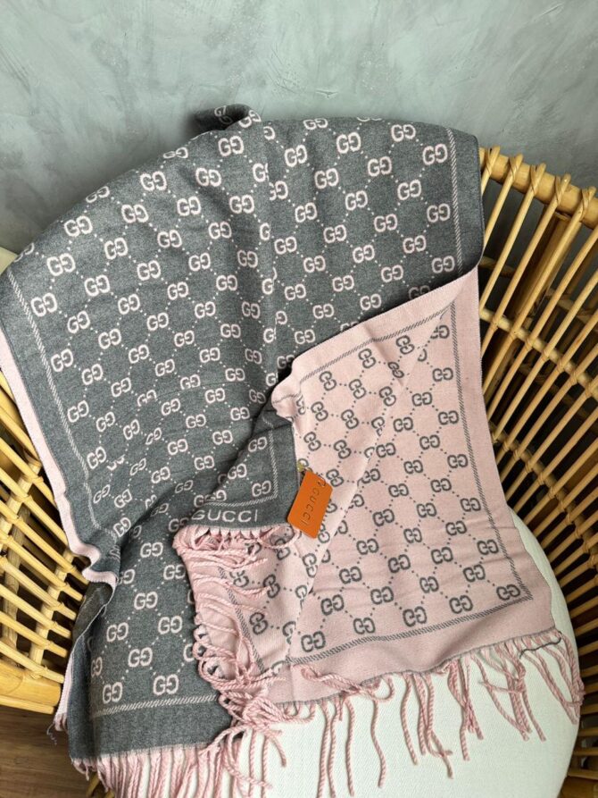 Manta Gucci Xadrez Monogram Dupla Face - Imagem 8