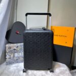 Mala LV Horizon 50 Monogram Taurillon - Preto