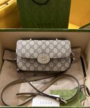 Bolsa Gucci Petite G - Bege 