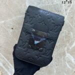 Bolsa Carteira LV Wearable Empreinte S-Lock - Preto