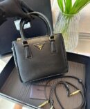 Bolsa Prada Galleria Saffiano Mini - Preto