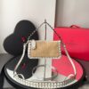 Bolsa Valentino Rockstud em Ráfia - Bege/Branco