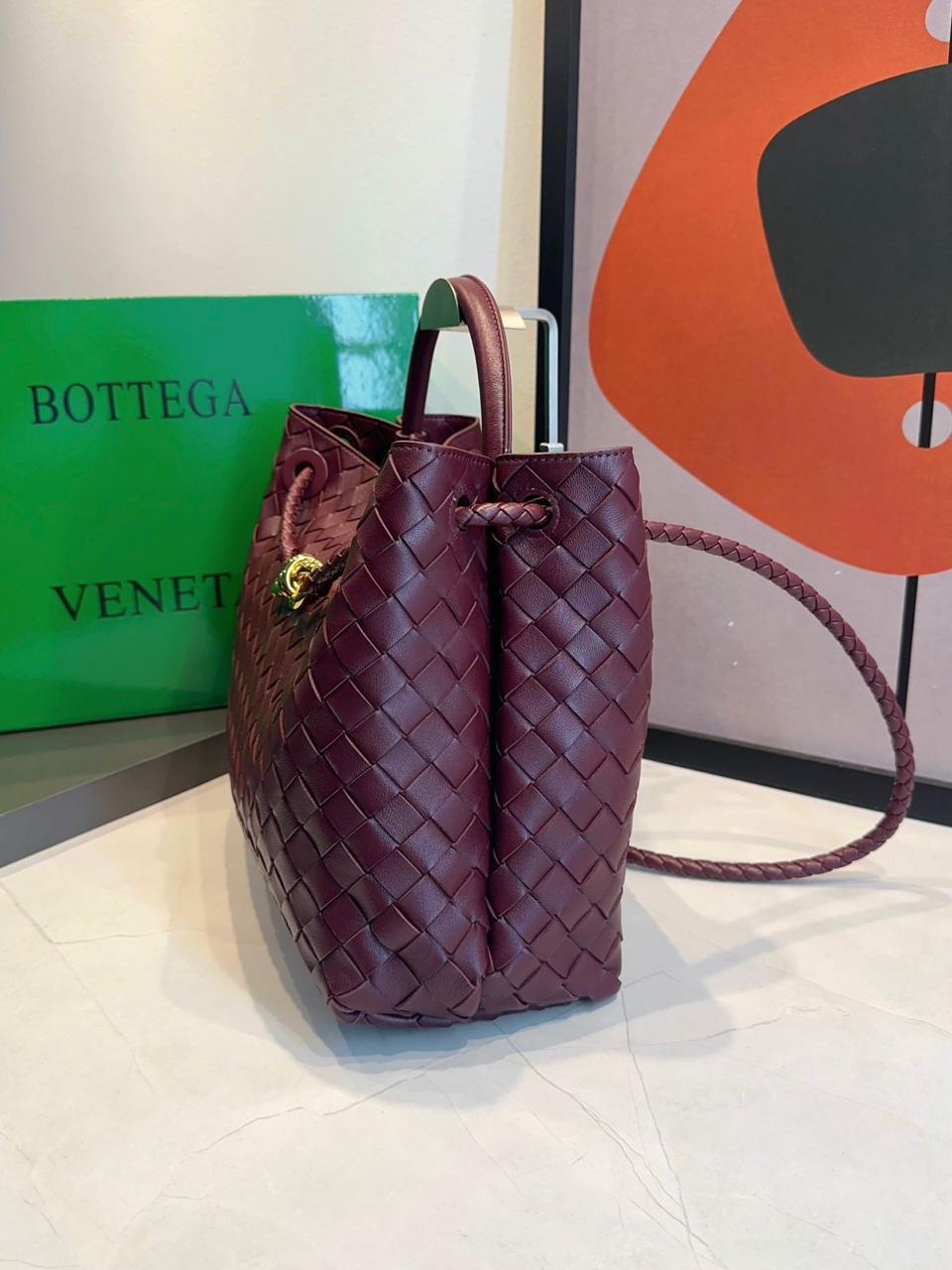 Bolsa Bottega Veneta Andiamo Média - Imagem 11