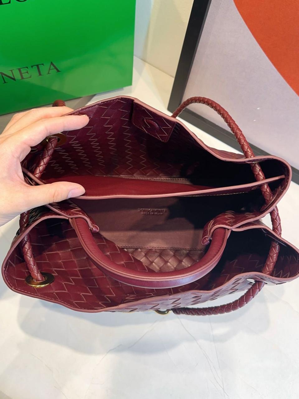 Bolsa Bottega Veneta Andiamo Média - Imagem 13