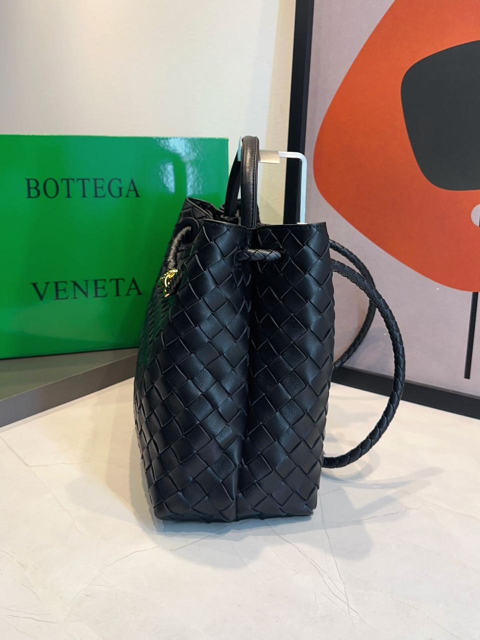 Bolsa Bottega Veneta Andiamo Média - Imagem 26