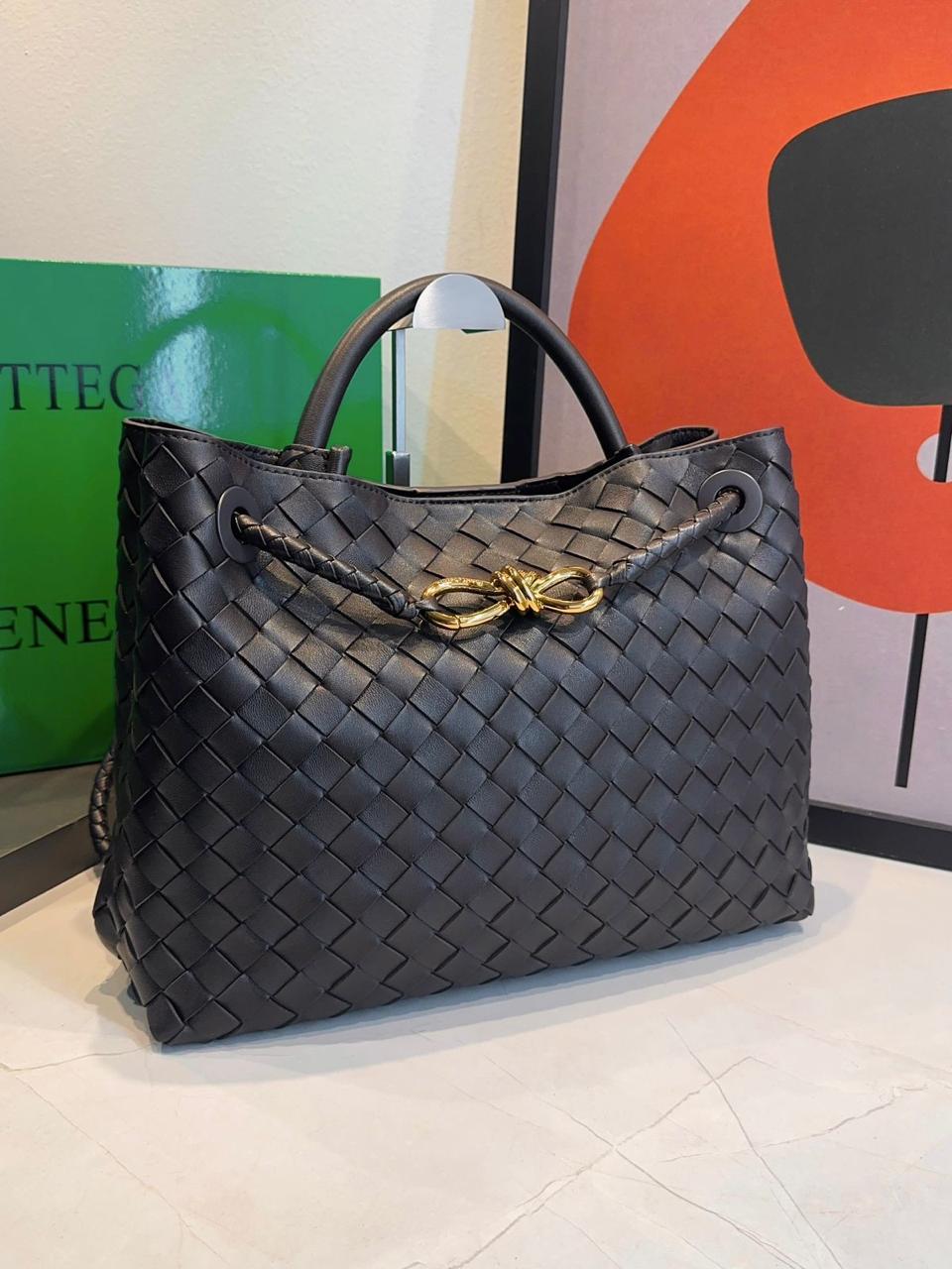 Bolsa Bottega Veneta Andiamo Média - Imagem 31