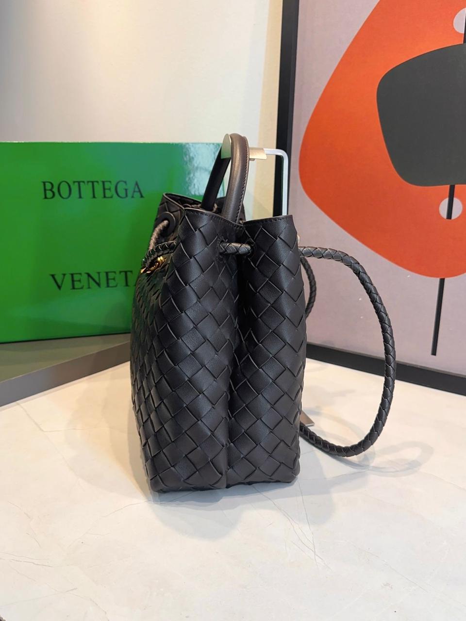 Bolsa Bottega Veneta Andiamo Média - Imagem 34