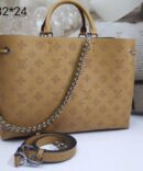 Bolsa Louis Vuitton Tote Bella Mahina - Bege