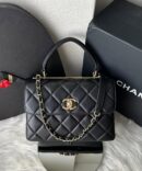 Bolsa Chanel Top Handle Flap - Preto/Dourado