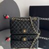 Bolsa Chanel Classic 255 Caviar - Preto/Dourado