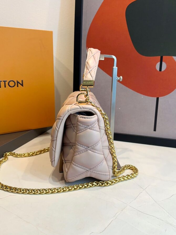 Bolsa Louis Vuitton Go - Imagem 8