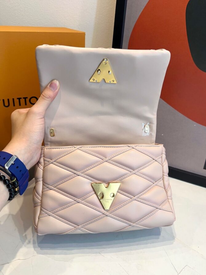 Bolsa Louis Vuitton Go - Imagem 10