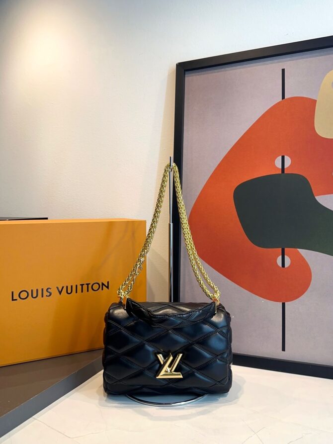 Bolsa Louis Vuitton Go - Imagem 13