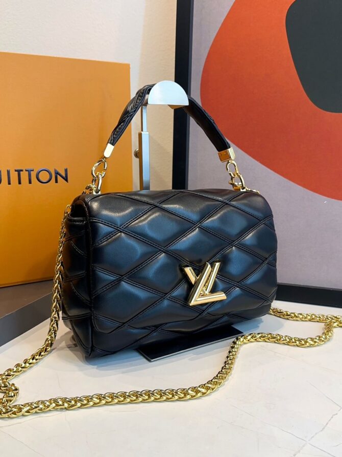 Bolsa Louis Vuitton Go - Imagem 16