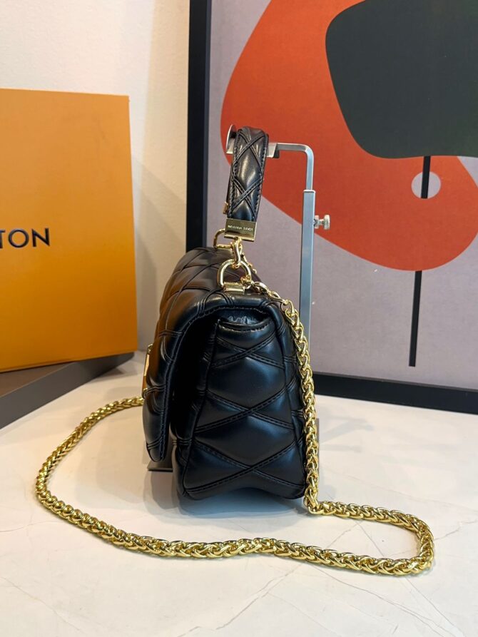 Bolsa Louis Vuitton Go - Imagem 23