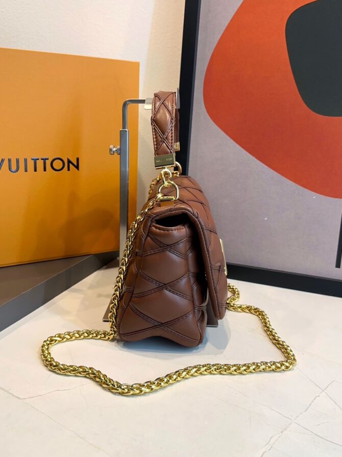 Bolsa Louis Vuitton Go - Imagem 28