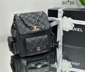 Mochila Chanel Caviar - Preto