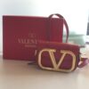 Bolsa Valentino Garavani Supervee Mini Brechó - Vermelho/Dourado