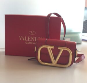 Bolsa Valentino Garavani Supervee Mini Brechó - Vermelho/Dourado