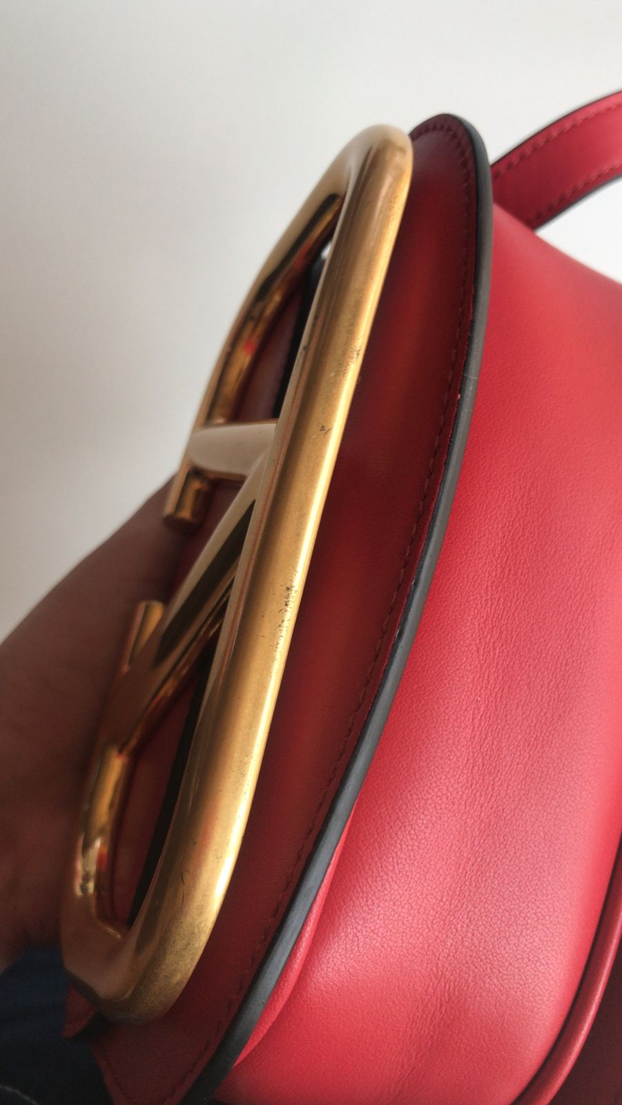 Bolsa Valentino Garavani Supervee Mini -Brechó - Imagem 4