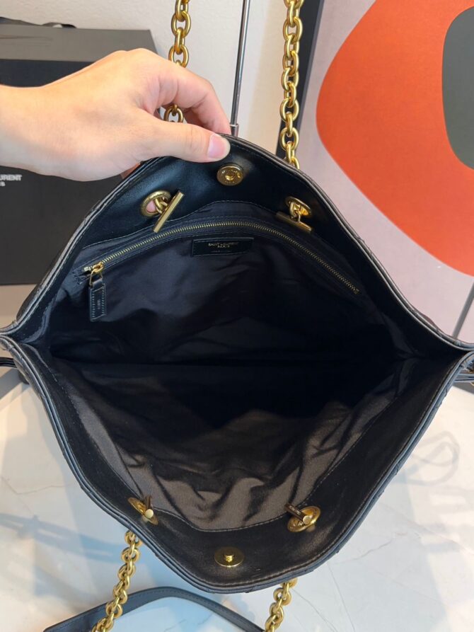 Bolsa Saint Laurent Calypso Acolchoada - Imagem 10