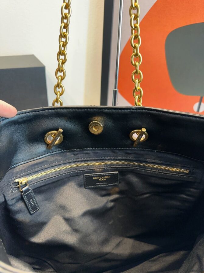 Bolsa Saint Laurent Calypso Acolchoada - Imagem 11
