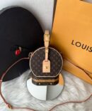 Bolsa Louis Vuitton Boite Chapeau Souple PM - Marrom/Bege