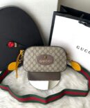 Bolsa Tiracolo Gucci Neo - Bege/Marrom