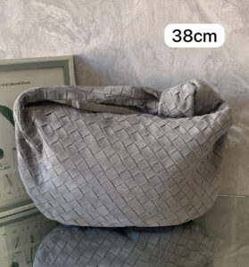 Bolsa Bottega Veneta Jodie 38cm - Cinza