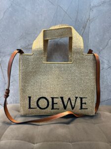 Bolsa Loewe em Ráfia Italiana - Bege