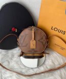 Bolsa Louis Vuitton Boite Chapeau Souple Reverse - Marrom/Bege