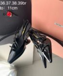 Sapato Miu Miu Slingback - Preto