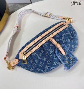 Pochete Louis Vuitton Monogram Jeans - Azul