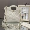 Bolsa Chanel 31 Shopping Bag - Branco/Dourado