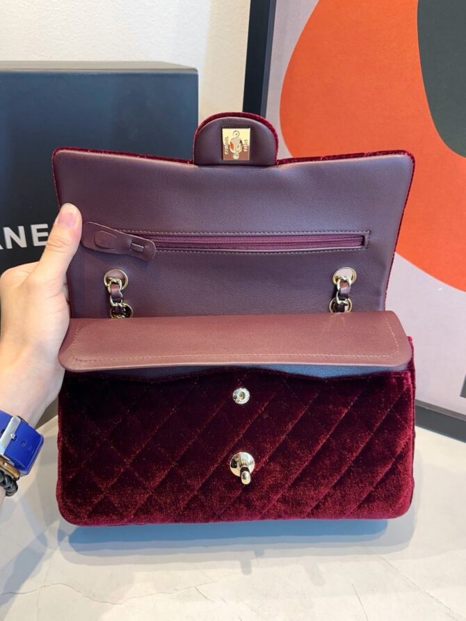 Bolsa Chanel Classic 11.12 Camurça - Imagem 36