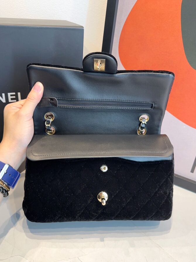 Bolsa Chanel Classic 11.12 Camurça - Imagem 58