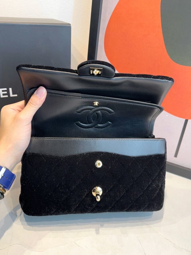 Bolsa Chanel Classic 11.12 Camurça - Imagem 59