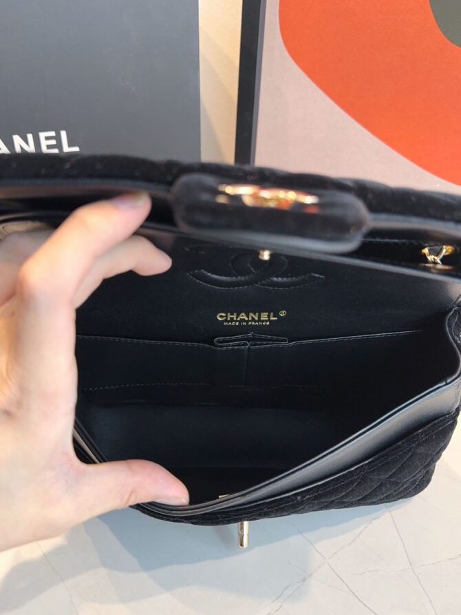 Bolsa Chanel Classic 11.12 Camurça - Imagem 60