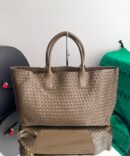 Bolsa Bottega Veneta Cabat - Marrom