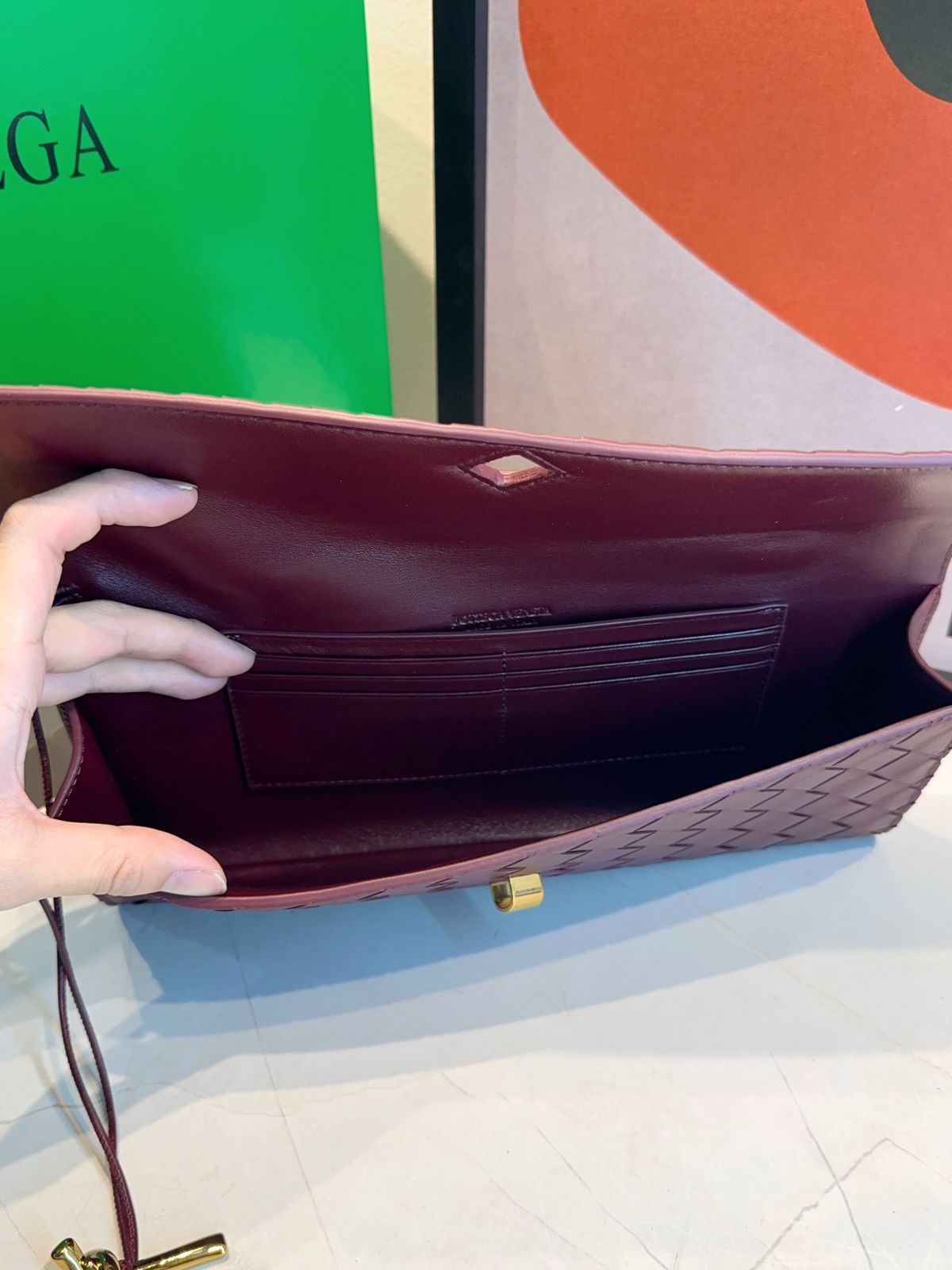 Bolsa Clutch Bottega Long Andiamo - Imagem 25